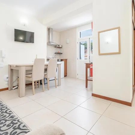 Apartmán Local Trigal *